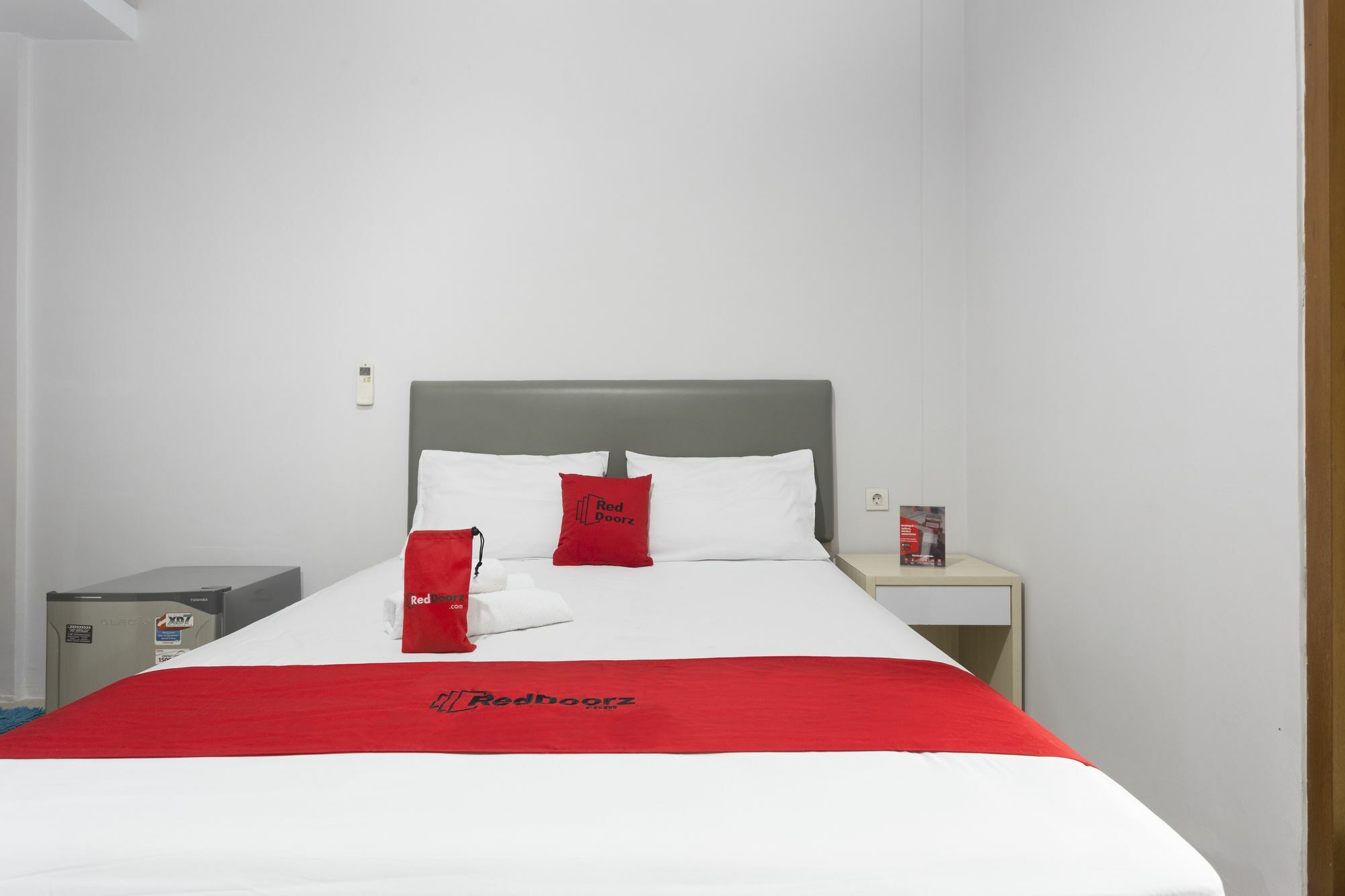 Reddoorz Plus Near Cilandak Town Square 2 Jakarta Eksteriør bilde