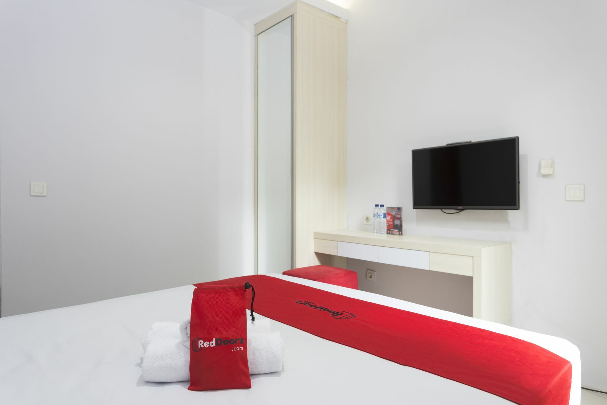 Reddoorz Plus Near Cilandak Town Square 2 Jakarta Eksteriør bilde