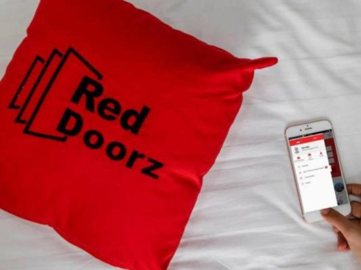 Reddoorz Plus Near Cilandak Town Square 2 Jakarta Eksteriør bilde